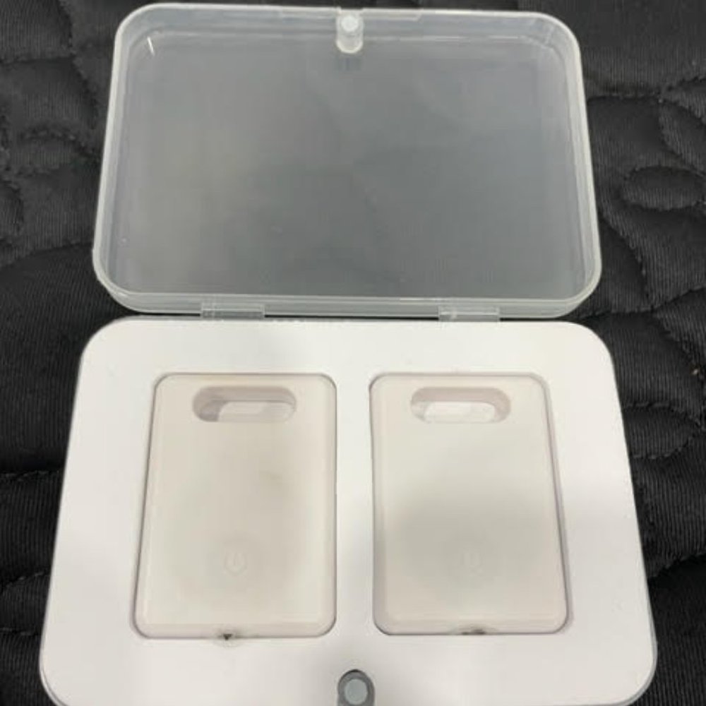 NWOT SMART TAG 4 PACK MOBILE TRACKING TILES
